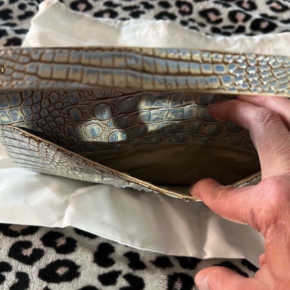 💙🤍NWT-BRAHMIN SHAYNA BLUE HAZE MELBOURNE 🤍💙 - Picture 14 of 17